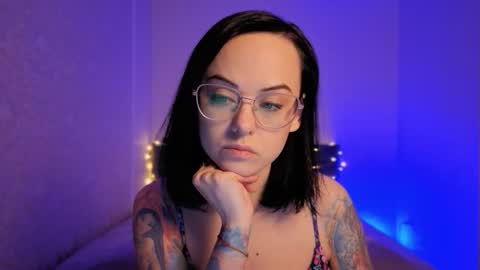 MiraSkyy online show from 03.23.26