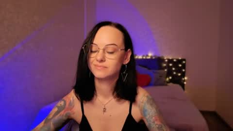 MiraSkyy online show from 06.09.26