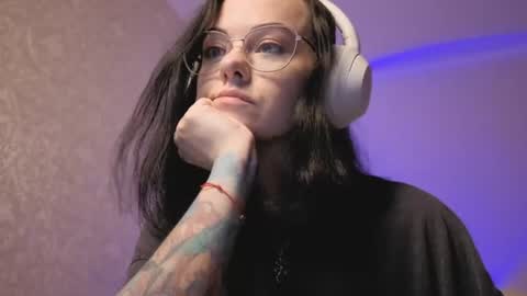 MiraSkyy online show from 07.02.26