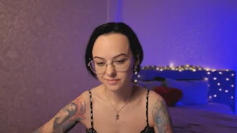 MiraSkyy online show from 07.18.26