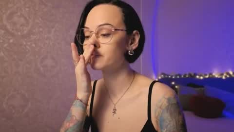 MiraSkyy online show from 07.21.26