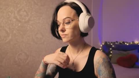 MiraSkyy online show from 07.31.26