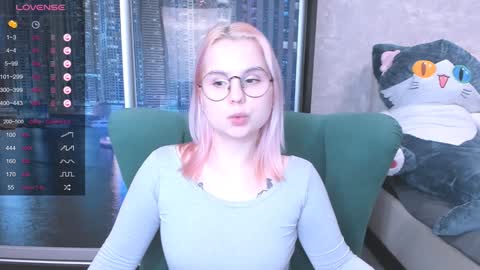 Kira online show from 01.10.25