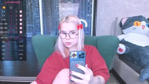 Kira online show from 01.17.25