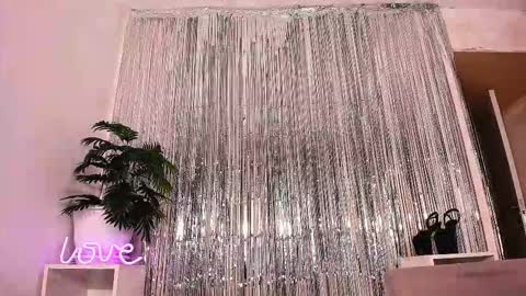 Snapshot of mirayoun chatting on 02.21.26 Mira online show from 02.21.26