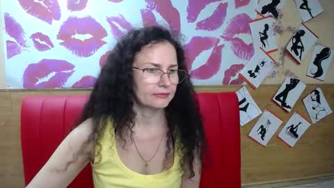 Snapshot of miroslava_happi chatting on 09.21.25 Miroslava Happi online show from 09.21.25