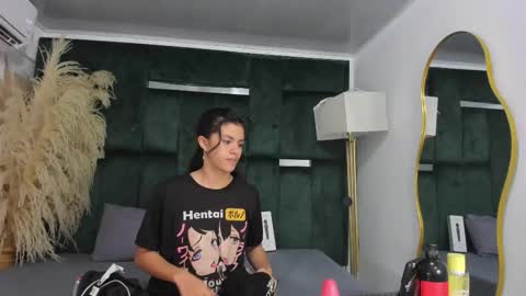 Misaki Kai online show from 11.14.25