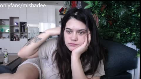 Snapshot of mishadee94 chatting on 02.04.25 Mishaa online show from 02.04.25