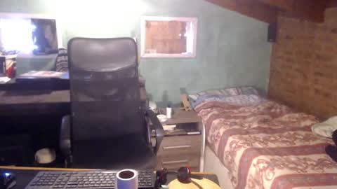 Snapshot of mishiman92 chatting on 12.01.25 Mishiman online show from 12.01.25