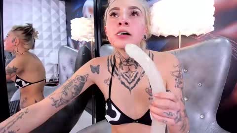 miss___angel online show from 02.24.25