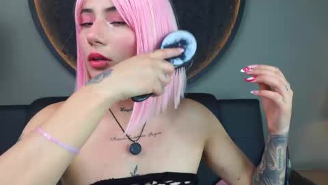 Charlotte online show from 10.03.25