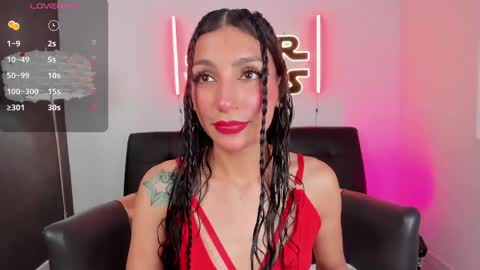 Snapshot of miss___evangeline chatting on 05.06.26 Evangeline online show from 05.06.26