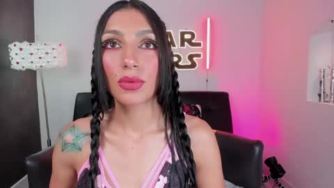 Snapshot of miss___evangeline chatting on 05.21.26 Evangeline online show from 05.21.26