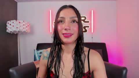 Snapshot of miss___evangeline chatting on 05.27.26 Evangeline online show from 05.27.26
