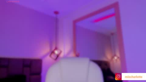 Charlotte online show from 01.10.25