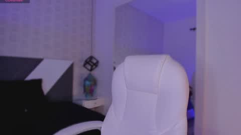 Charlotte online show from 02.05.25