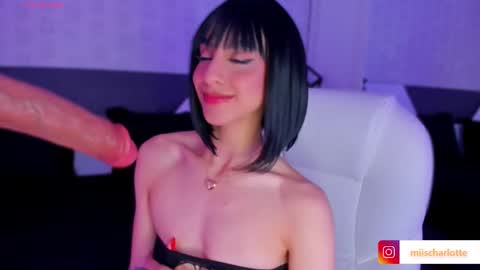 Charlotte online show from 02.12.25