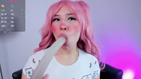 Daphne online show from 10.04.25