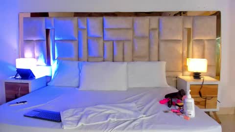 Miss Abigail  online show from 02.26.26