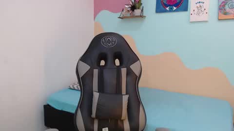 Snapshot of miss_akemi chatting on 03.06.25 Akemi 3 online show from 03.06.25