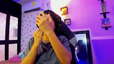 Snapshot of miss_akemi chatting on 10.22.25 Akemi 3 online show from 10.22.25