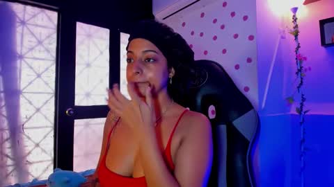 Snapshot of miss_akemi chatting on 11.09.25 Akemi 3 online show from 11.09.25