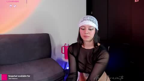 Alexa Sarmiento online show from 06.12.26