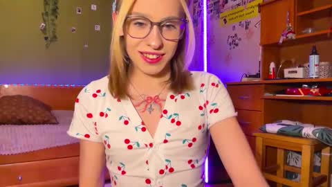 Anya online show from 03.03.26