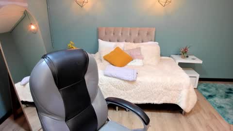 Cataleya online show from 12.14.25