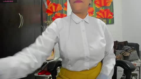 Clare PocaHose online show from 04.22.26