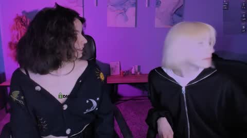 miss_courtney online show from 04.23.26
