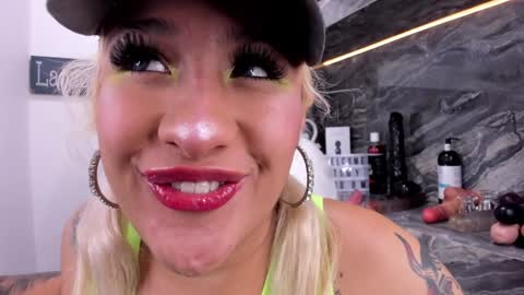 Snapshot of miss_danika chatting on 01.27.25 Danika online show from 01.27.25