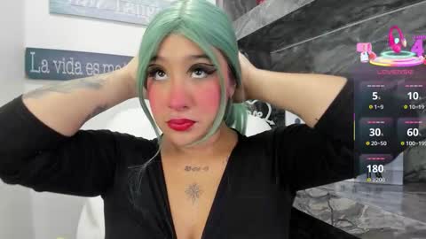 Snapshot of miss_danika chatting on 11.25.25 Danika online show from 11.25.25