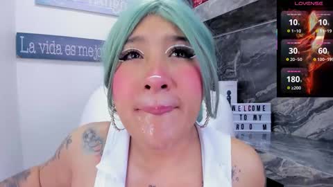 Snapshot of miss_danika chatting on 12.02.25 Danika online show from 12.02.25