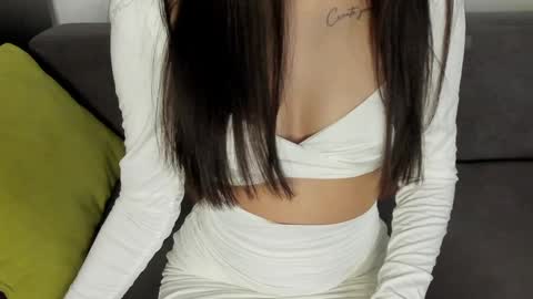 Emily online show from 01.08.25