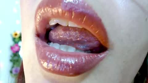 Snapshot of miss_evoleth2 chatting on 02.09.25 Miss Evoleth online show from 02.09.25