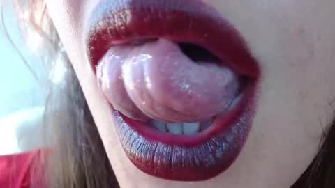 Snapshot of miss_evoleth2 chatting on 10.16.25 Miss Evoleth online show from 10.16.25
