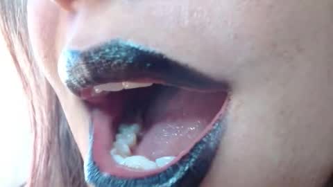 Miss Evoleth online show from 12.13.25