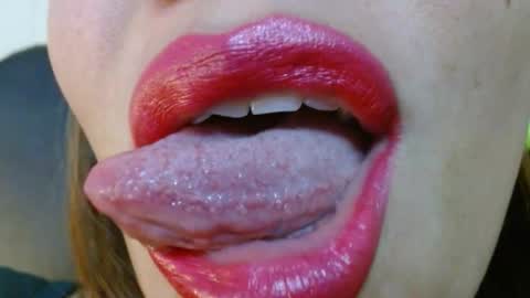 Miss Evoleth online show from 02.04.26