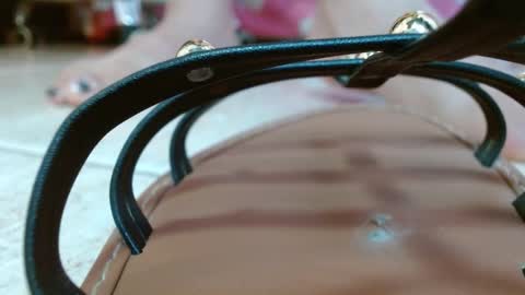 Miss Evoleth online show from 02.21.26