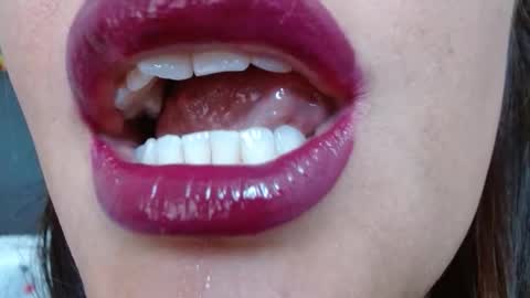 Miss Evoleth online show from 02.25.26