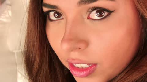 Snapshot of miss_galaxxia chatting on 01.07.25  Elisabeth  IG galax xxia       online show from 01.07.25