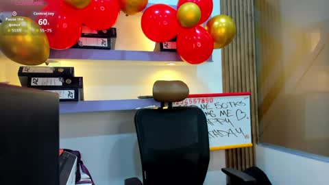 Snapshot of miss_horney chatting on 03.30.26 miss_horney online show from 03.30.26