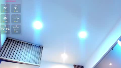 Snapshot of miss_horney chatting on 04.25.26 miss_horney online show from 04.25.26
