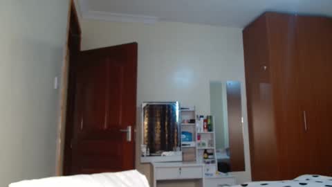 Miss Kiarrafit online show from 12.07.24