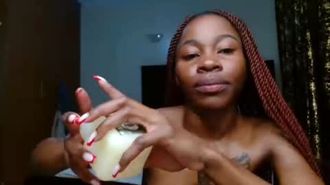 Miss Kiarrafit online show from 02.15.25