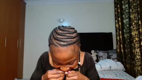 Miss Kiarrafit online show from 03.02.25