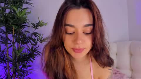 Alana online show from 09.19.25