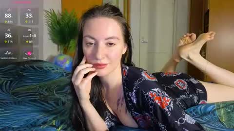 Laura online show from 07.18.26