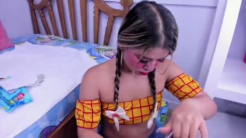 miss_lucyla online show from 06.03.26